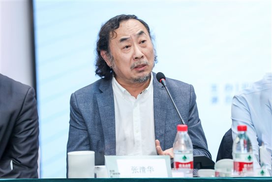 张清华  北京师范大学教授，北师大国际写作中心执行主任，中国当代文学研究会会长
