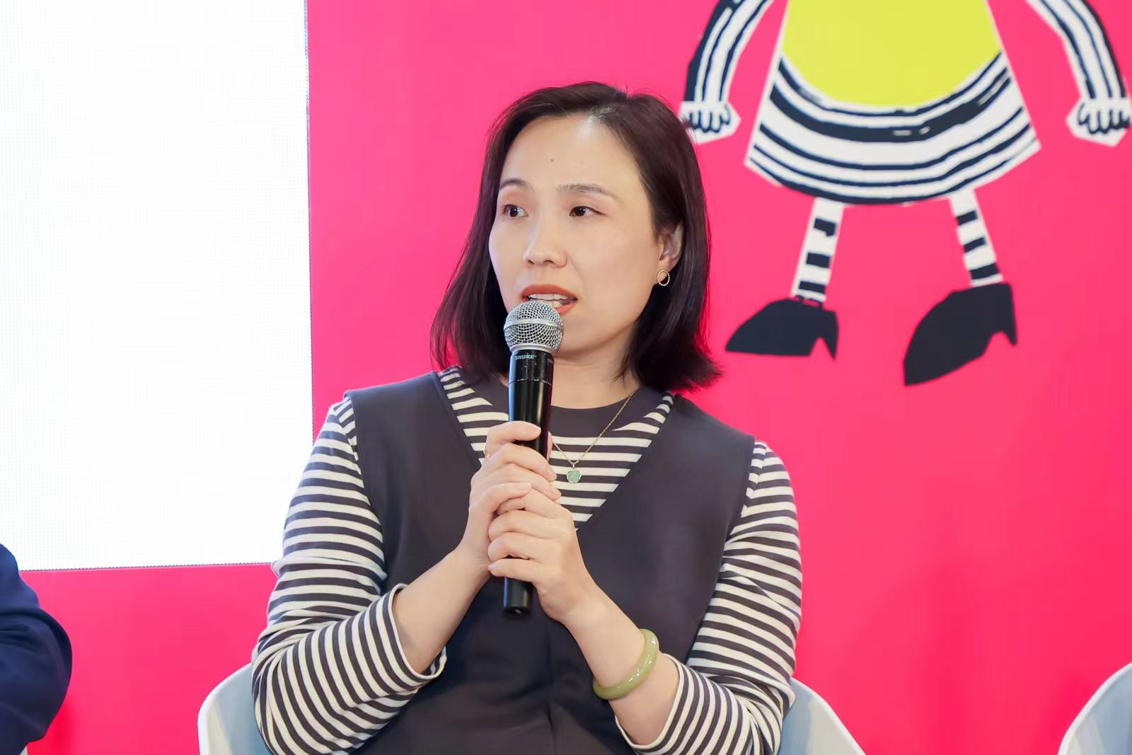 余丽琼.jpg