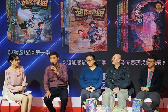 许多照片放在一起&#xA;&#xA;描述已自动生成