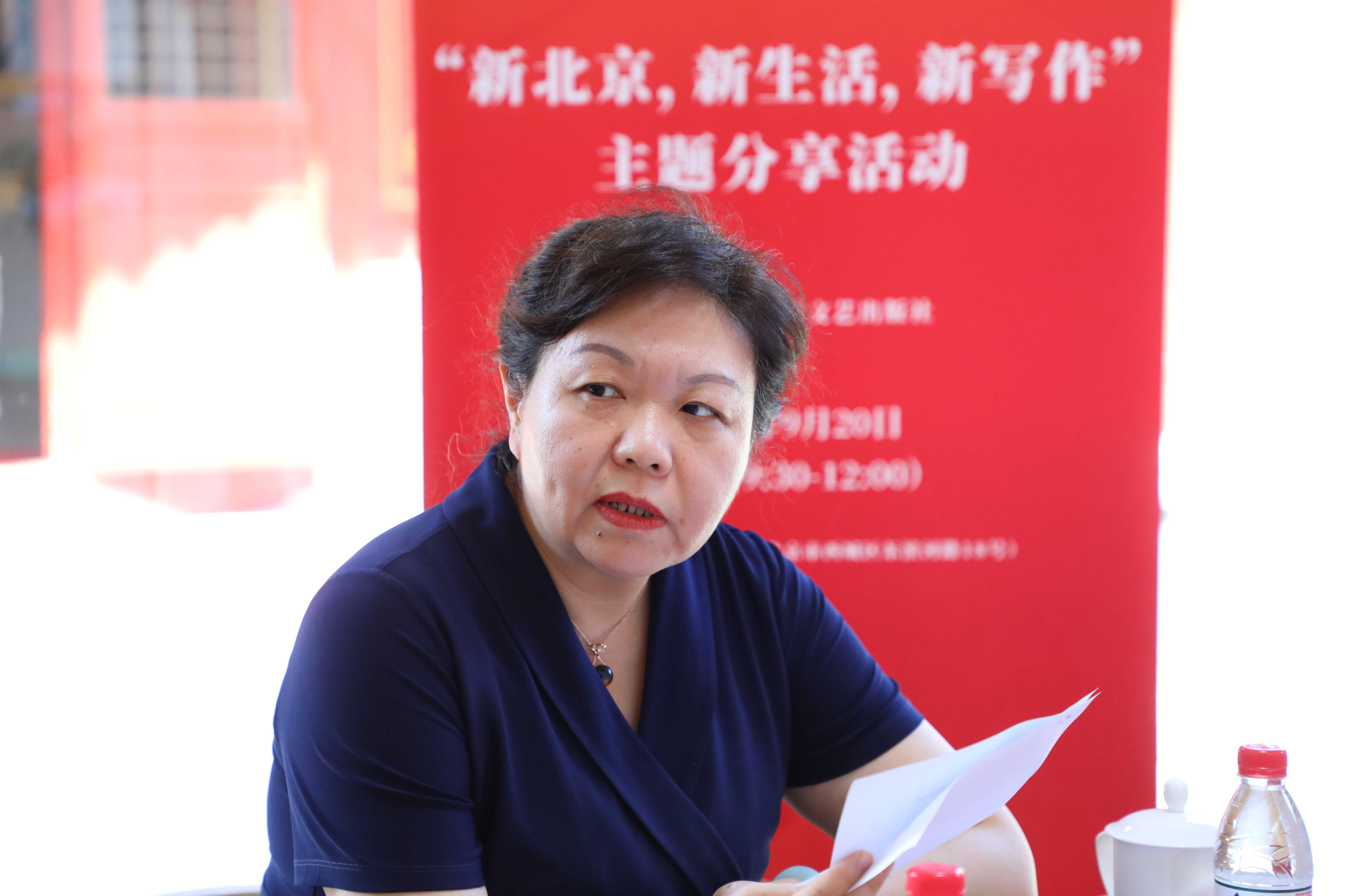 北京十月文艺出版社副总编辑胡晓舟.jpg