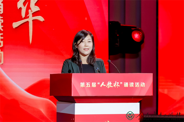 张艳.jpg