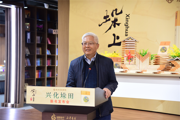 闵庆文.JPG