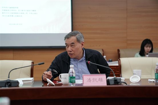 9.潘凯雄