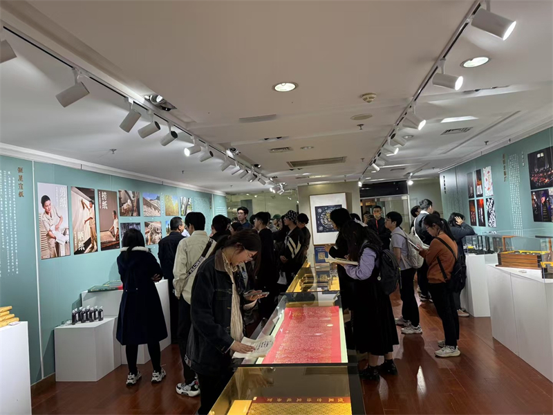 展览现场1.jpg