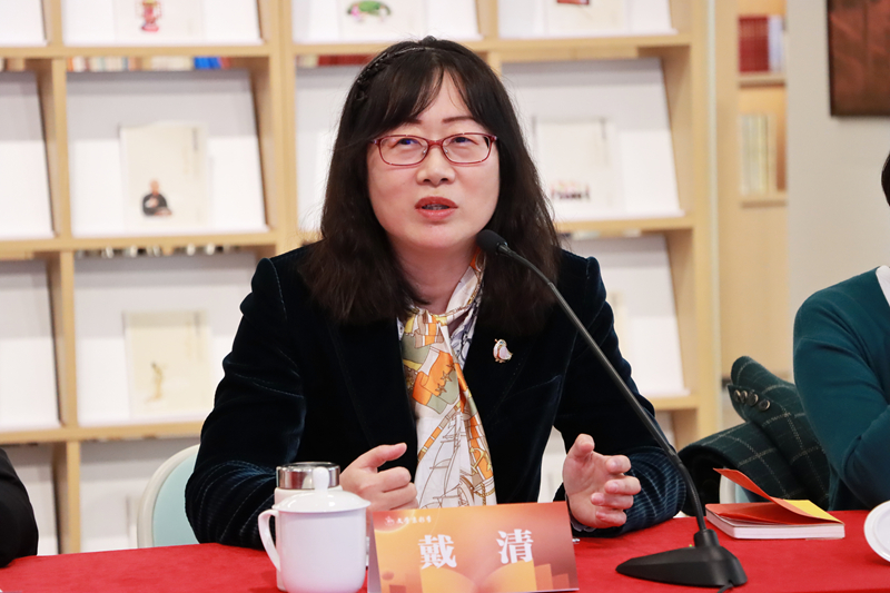 中国传媒大学戏剧影视学院教授、中国视协电视剧艺术专委会副会长戴清.JPG
