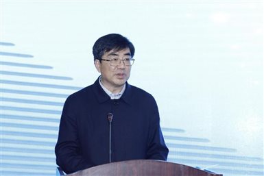 吉林东北亚出版传媒集团党委副书记、总经理鲍盛华致辞