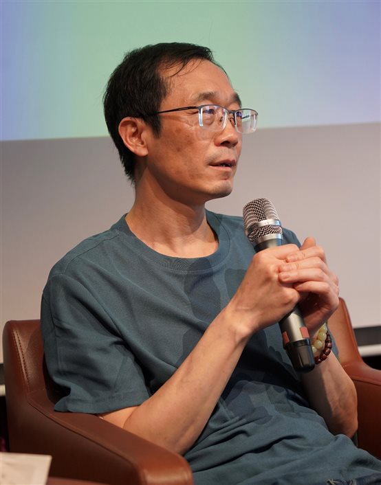 D:D盘中国文学-周佳哲贵月15日父亲节活动主持、新闻稿参考案例新闻稿黄德海.jpg