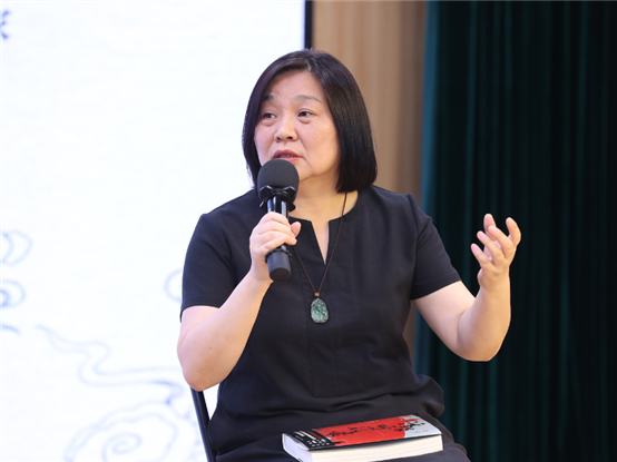 中国人民大学教授 梁鸿