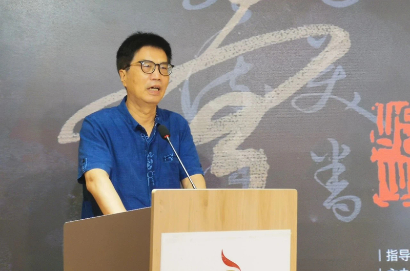 2.江苏省文联主席章剑华.jpg