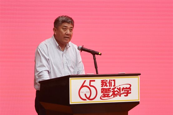 C:UsersAdministratorDesktop我们爱科学通稿+配图9.26北大附小KSQ_3858.jpg