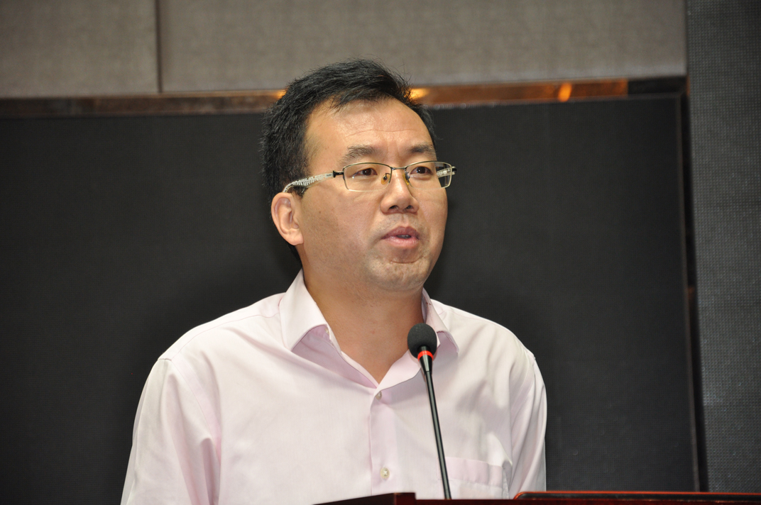 王金鑫(商务印书馆人力资源部主任)谢炜(社会科学文献出版社副社长