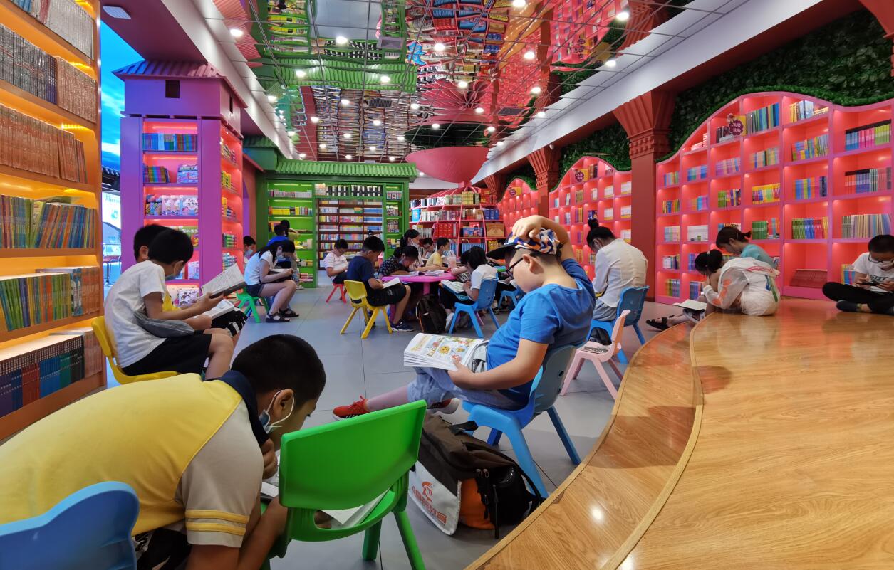“中国首家汉文化主题书店”汉中书城单日销售再创新高_大众出版_中国出版传媒商报