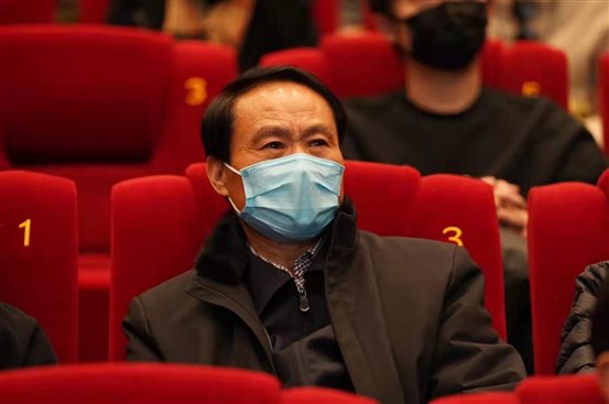周大新