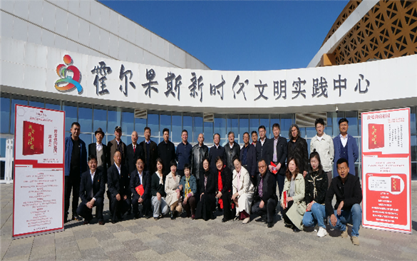 读书会集体合影-20230323