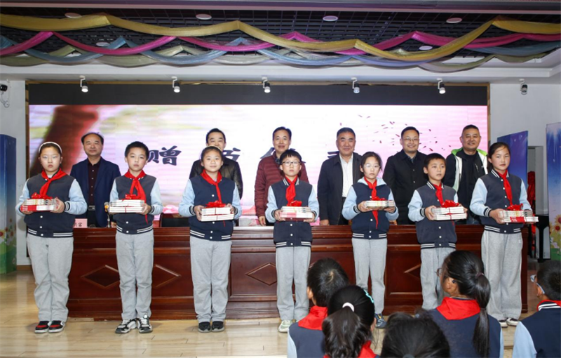 图片2.png 图片2.png