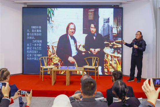 _16A7317-opq4139772479