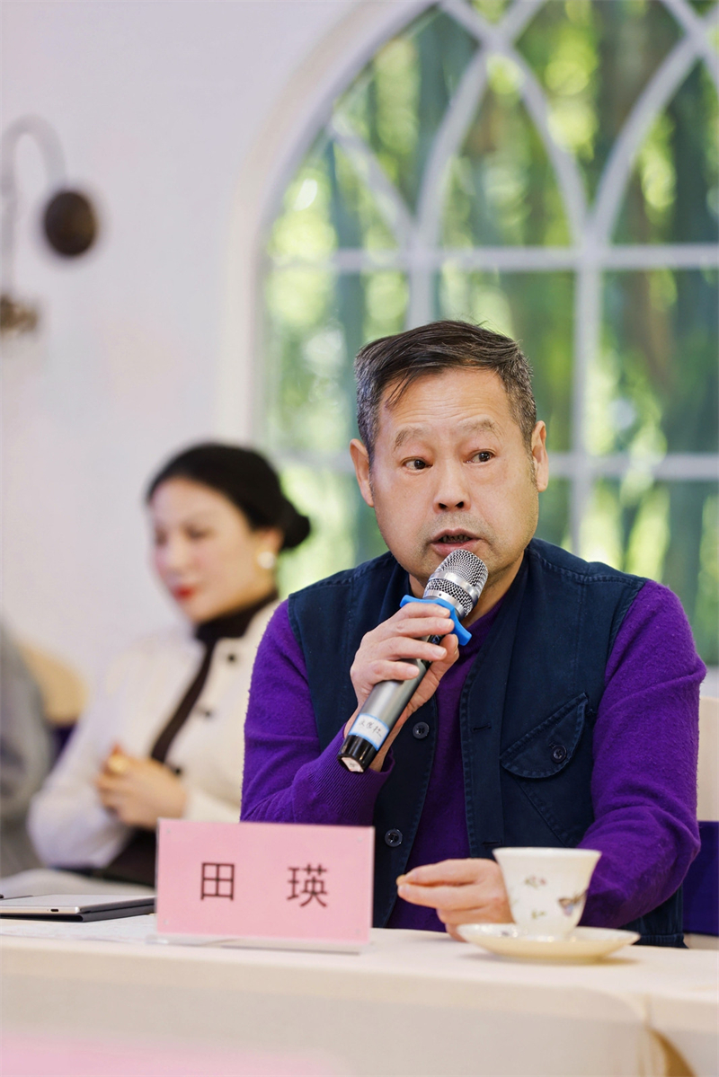 田瑛.jpg 田瑛.jpg