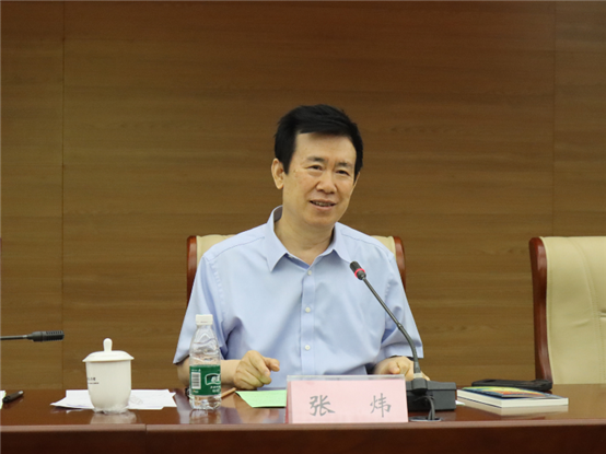 第八届茅盾文学奖得主，中国作家协会副主席 张炜