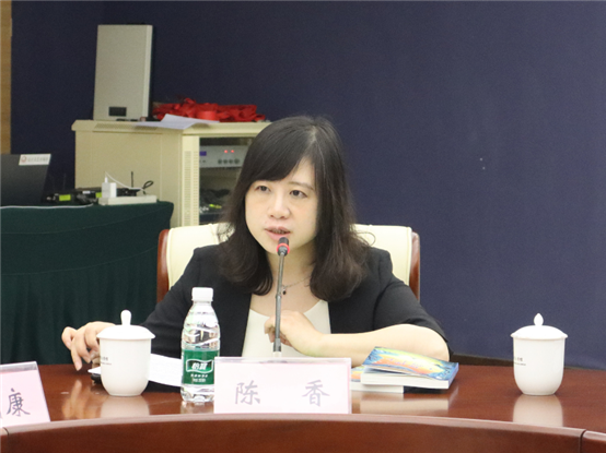 《中华读书报》总编助理、中国儿童文学研究会副秘书长 陈香