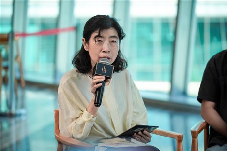 北京文学期刊中心副主任、《北京文学》副主编张颐雯