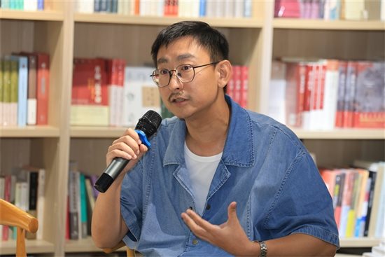 李壮发言